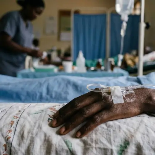 Ébola: OMS declara emergencia sanitaria internacional por brote en África