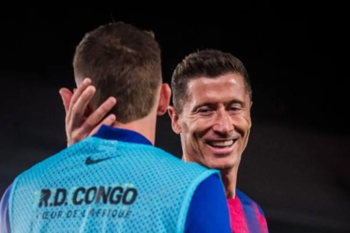 Robert Lewandowski se despide del Camp Nou en la victoria del FC Barcelona ante el Real Betis.