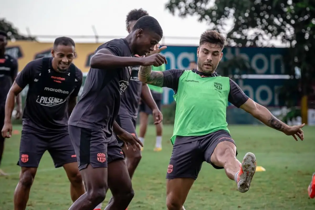 Jefferson Intriago y Tito Villaba son dudas en Barcelona para medir a Universidad Católica