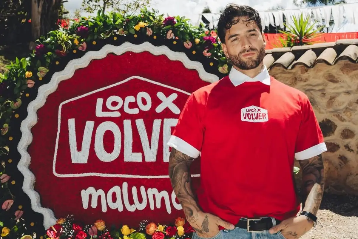 Maluma durante la presentación de Loco x Volver 