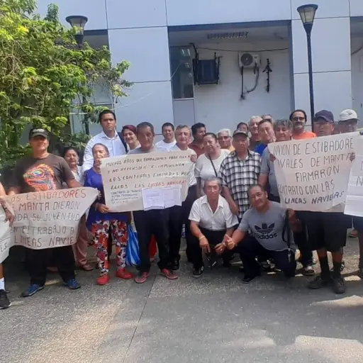 Estibadores de Manta mantienen reclamo laboral tras más de dos décadas