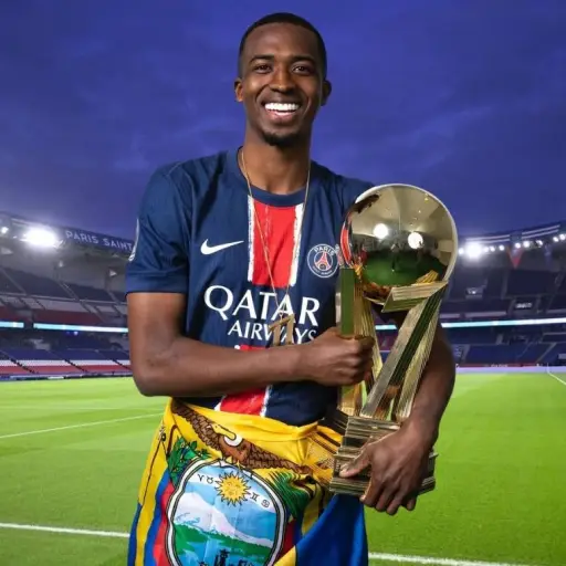 Willian Pacho alcanza su octavo título con el PSG y supera el récord de Antonio Valencia