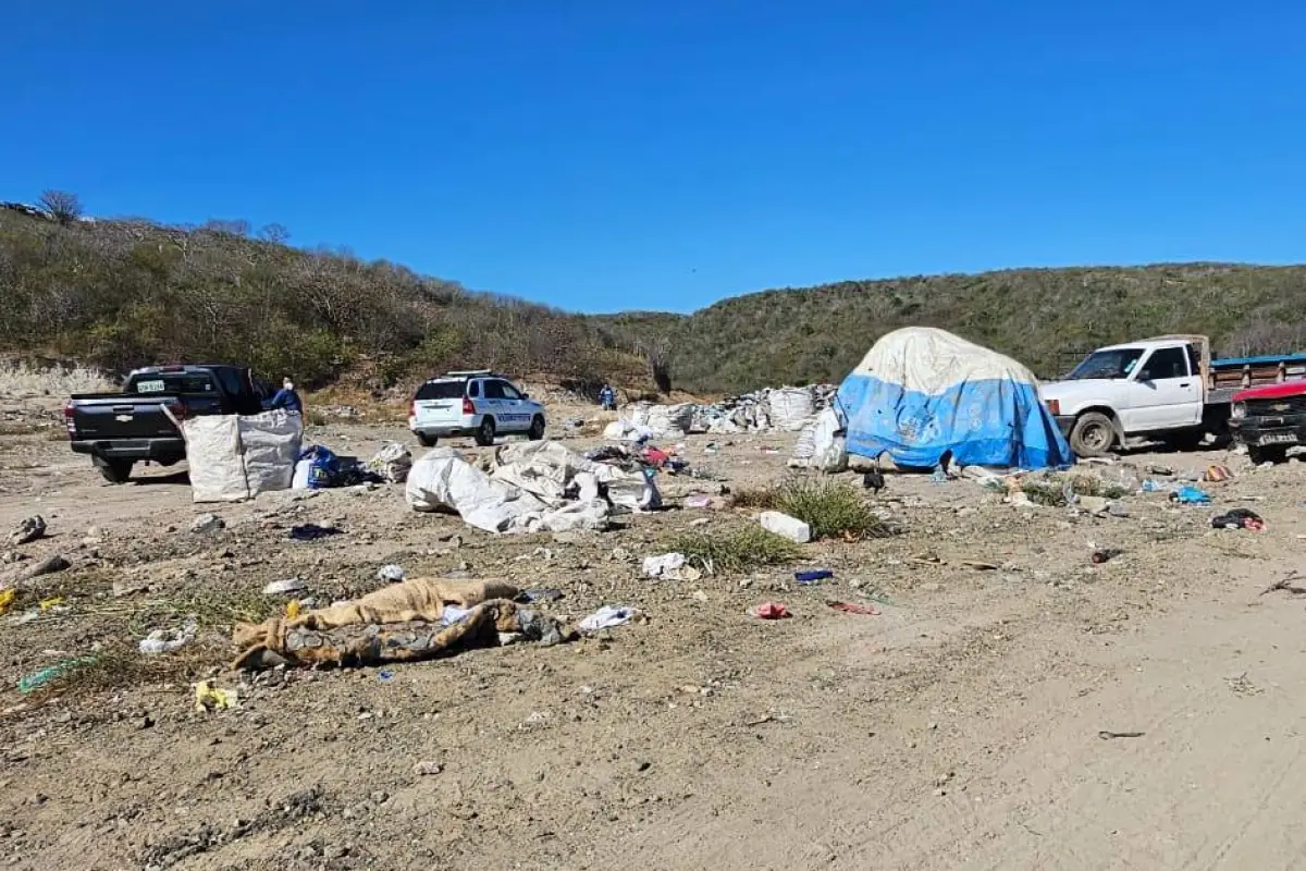 Policía y Fiscalía activan investigaciones tras hallazgo de un feto en botadero de Manta