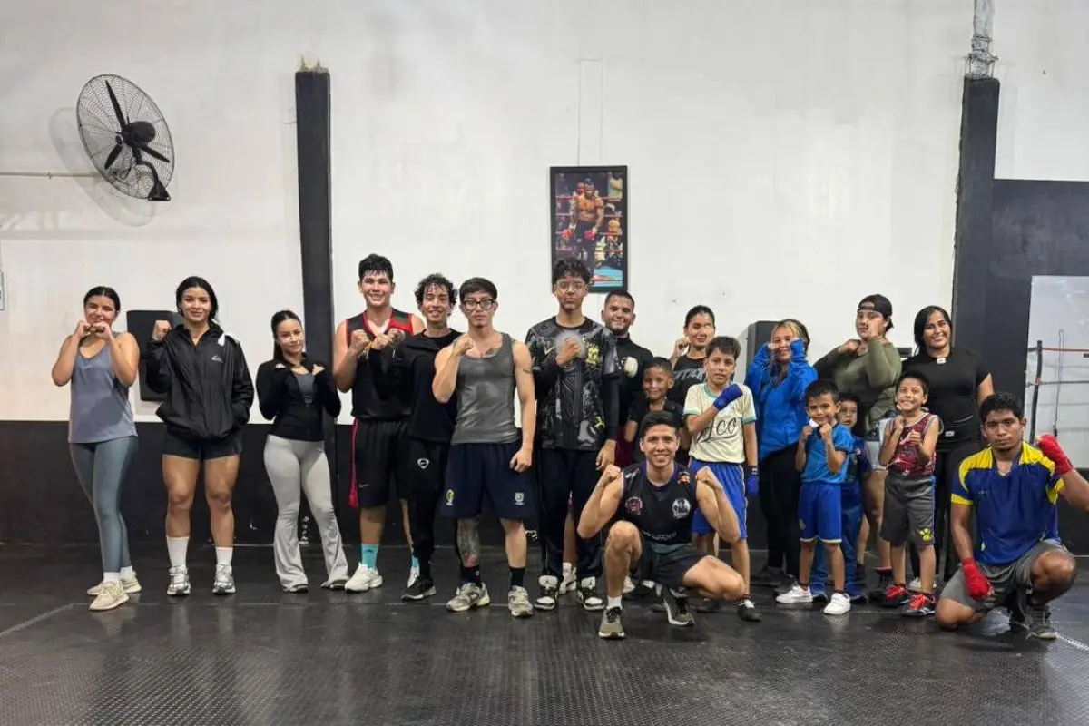 Varios de los participantes a la escuela SAYANS Boxing Club ubicada en el cantón Bolívar.., Foto: Cortesía