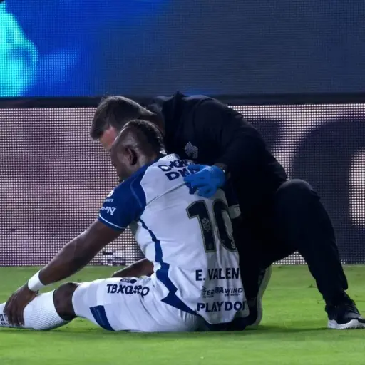 Enner Valencia sale lesionado en semifinal de Liga MX y genera preocupación en Ecuador rumbo al Mundial 2026