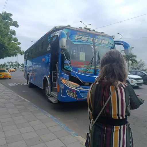 FETUM mantiene amenaza de paralización del transporte urbano por revisión de pasaje