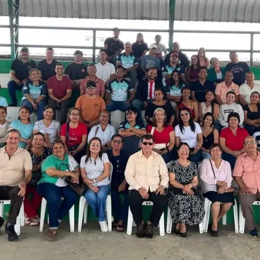 Exalumnos del colegio 13 de Octubre esperan con emoción el reencuentro por las Bodas de Diamante 