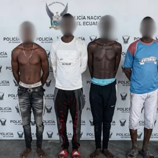 Fuerzas Armadas detienen a presuntos extorsionadores en la provincia de Esmeraldas 