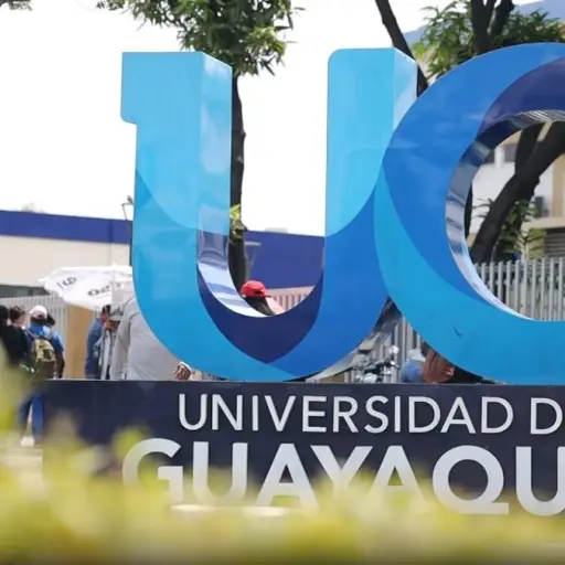 Estos son los estudiantes de la Universidad de Guayaquil beneficiados con ayudas económicas