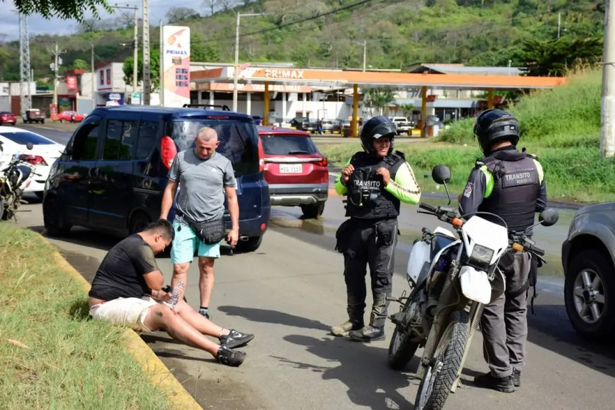 VIA PORTOVIEJO-MONTECRISTI ACCIDENTES DE TRÁNSITO