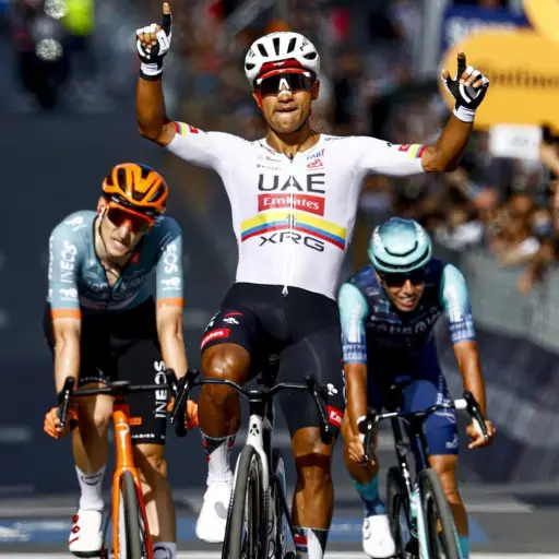 ¡Triunfo y bonificación! La importante cifra que Jhonatan Narváez embolsó tras ganar en el Giro de Italia