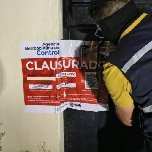 Quito: apuestas de USD 200 y más de 100 personas en gallera ilegal de Yaruquí