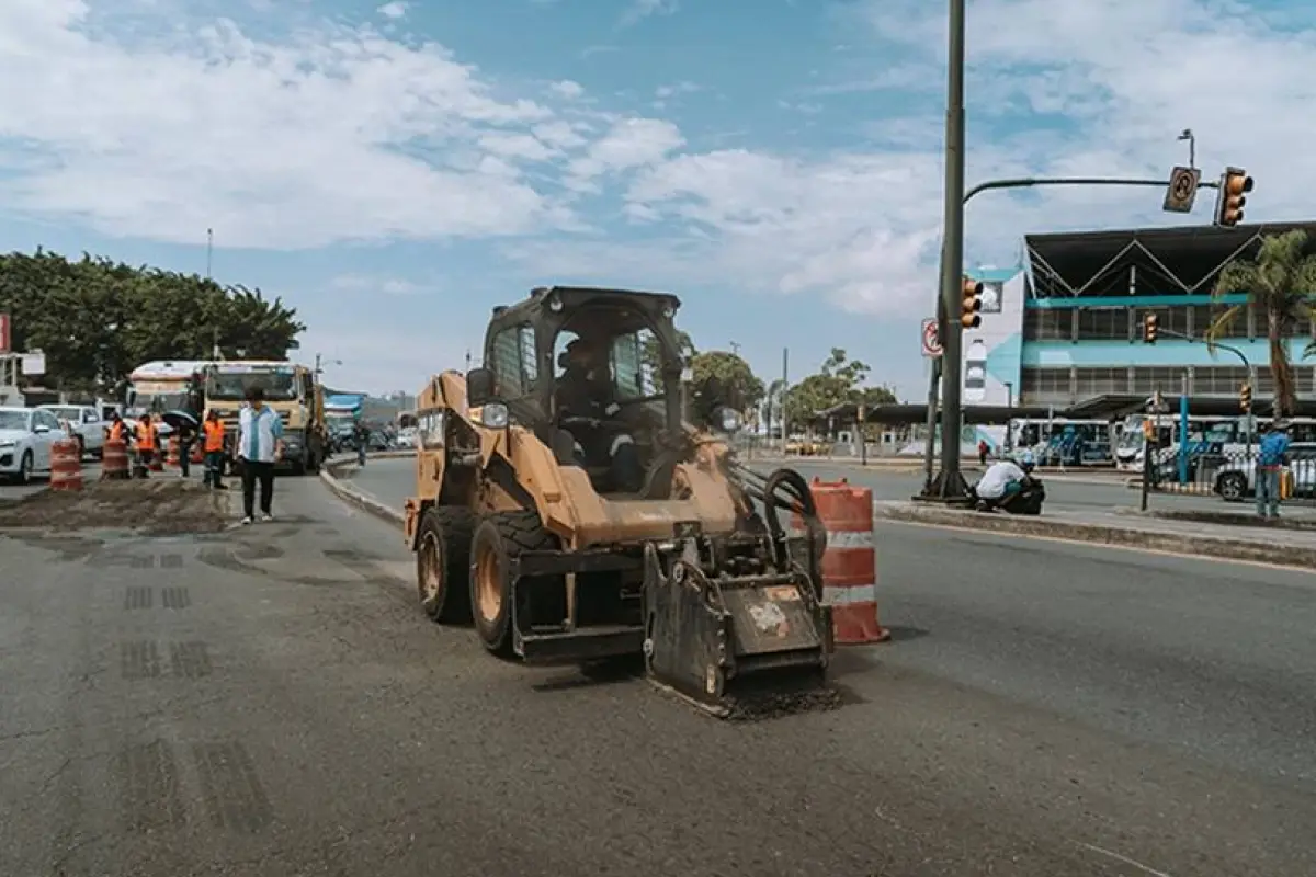 Guayaquil amplía frentes de bacheo y cambio de carpeta asfáltica en varias zonas de la ciudad