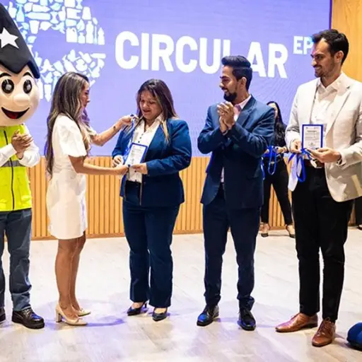 Más de 18.000 estudiantes participaron en el Plan Escuelas Circulares 2025-2026 en Guayaquil