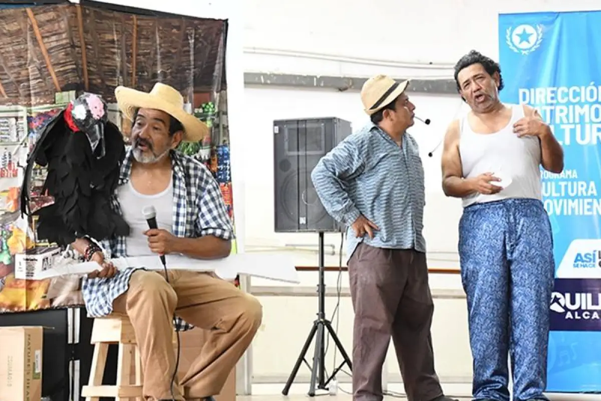 Municipio de Guayaquil lleva obras literarias y teatro a espacios públicos de la ciudad