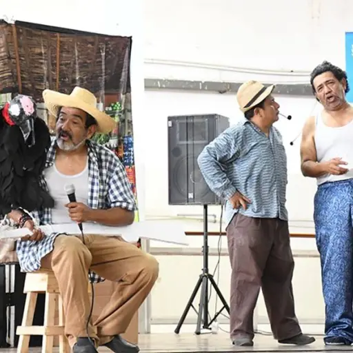 Mercados de Guayaquil incorporan teatro y literatura con el programa Cultura en Movimiento