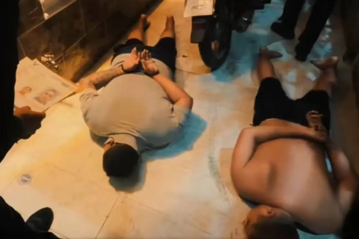 Parte de los detenidos durante la intervención policial., Captura de video