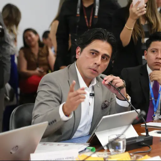 Fabián Calero niega peculado en contratos de Celec con Progen y entrega audios a Fiscalía