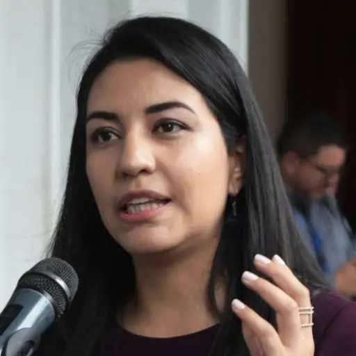 Sariha Moya, ministra de Economía, destaca crecimiento de la liquidez y reducción histórica del riesgo país