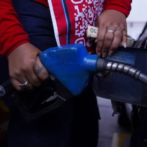 Nuevo ajuste en el precio de la gasolina en Ecuador este 12 de mayo de 2026: ¿sube, se mantiene o baja?