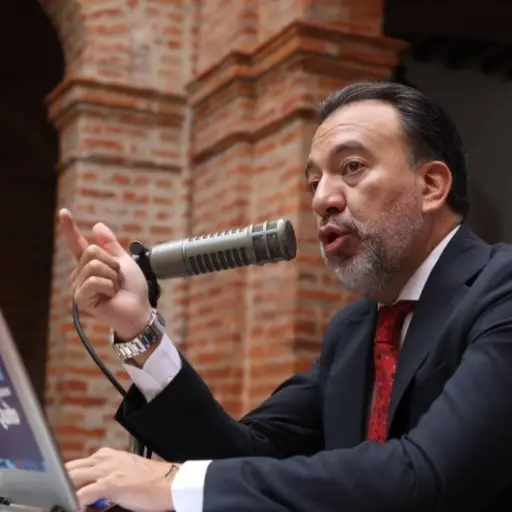 Municipio y transportistas de Quito abren mesas técnicas; Pabel Muñoz descarta pasaje de 70 centavos