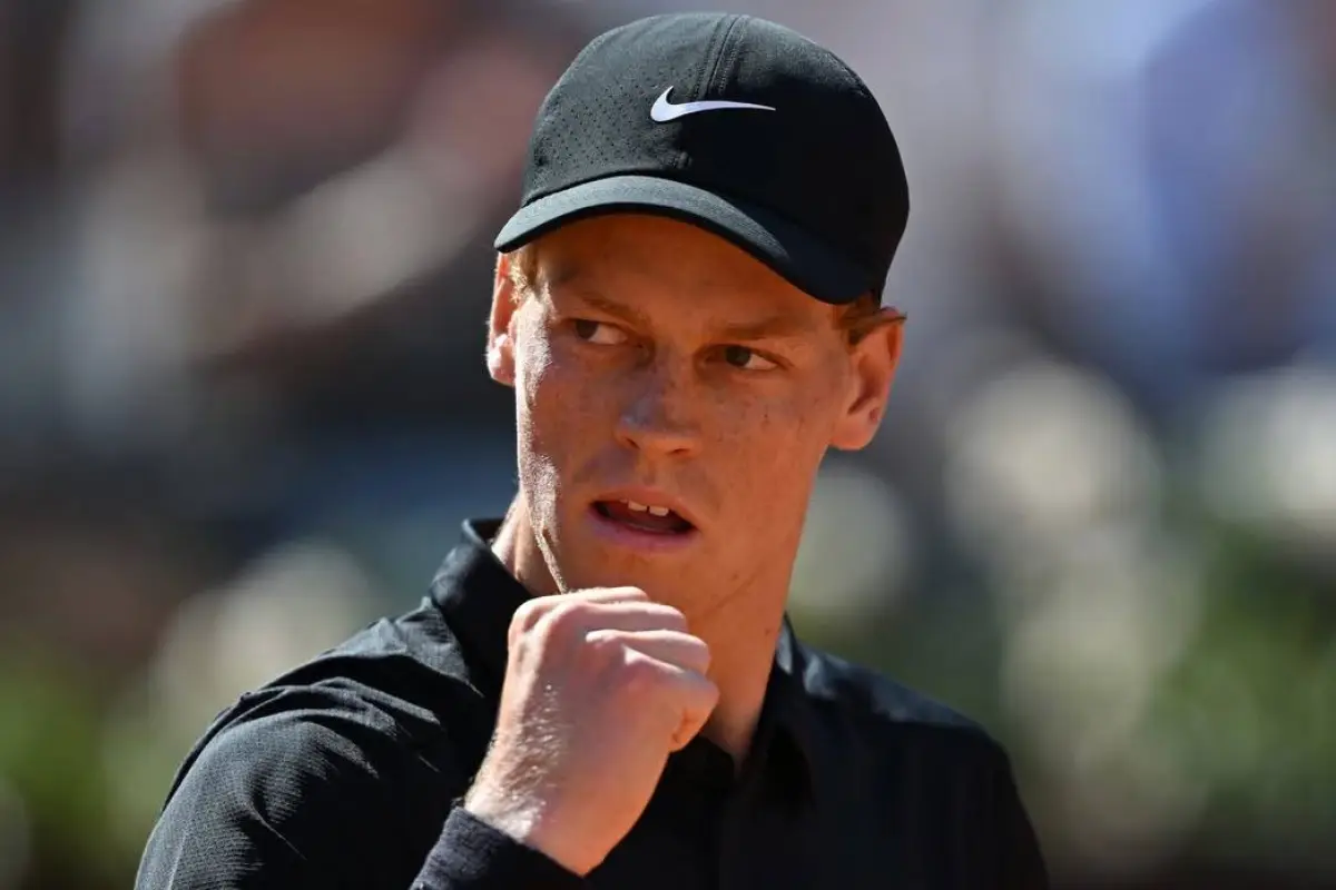 Jannik Sinner accede a los octavos de final del Masters de Roma