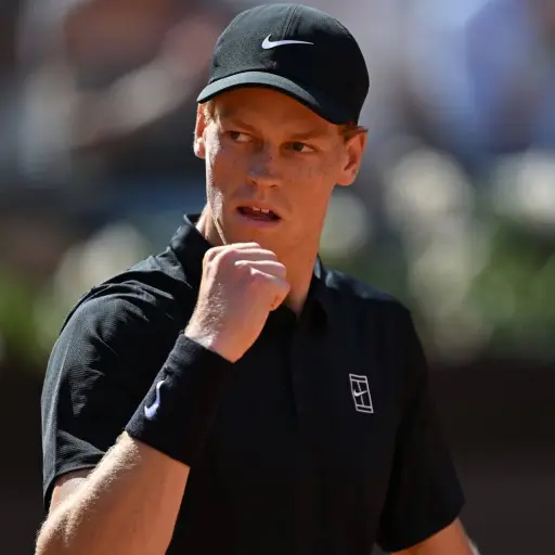 Jannik Sinner derrota a Popyrin y avanza a octavos de final del Masters 1000 de Roma