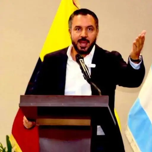 Guillermo Celi rechaza su expulsión de SUMA y califica la sanción de injustificada