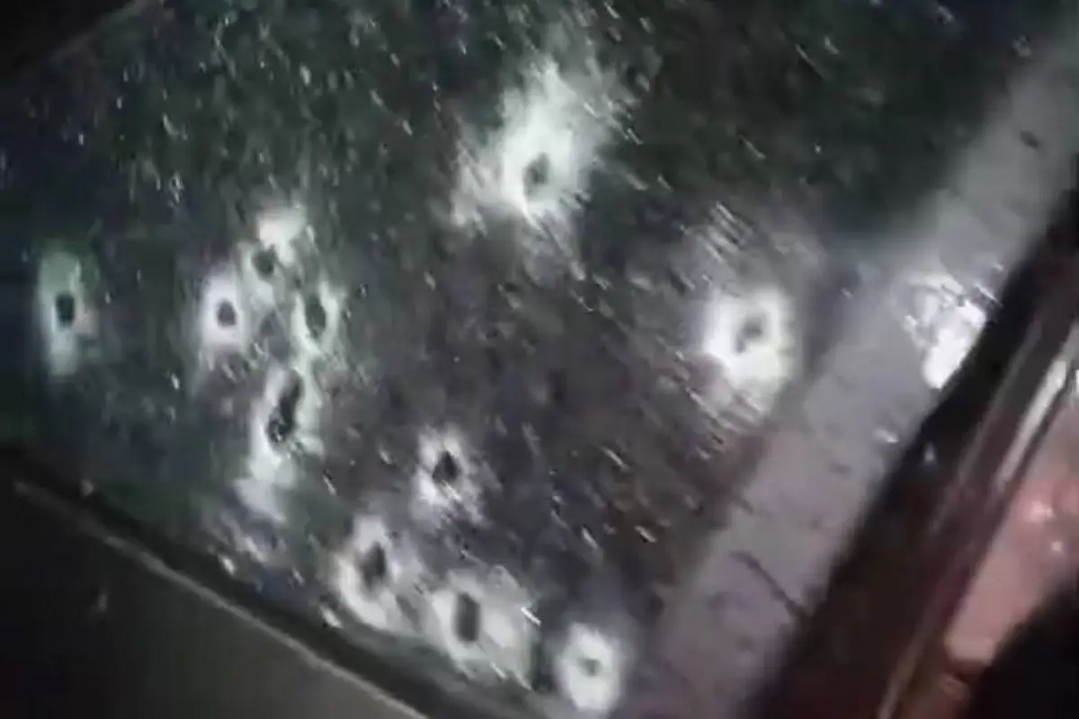 Múltiples disparos recibió el vehículo en el que se movilizaban las víctimas en el momento del ataque., Foto: Cortesía