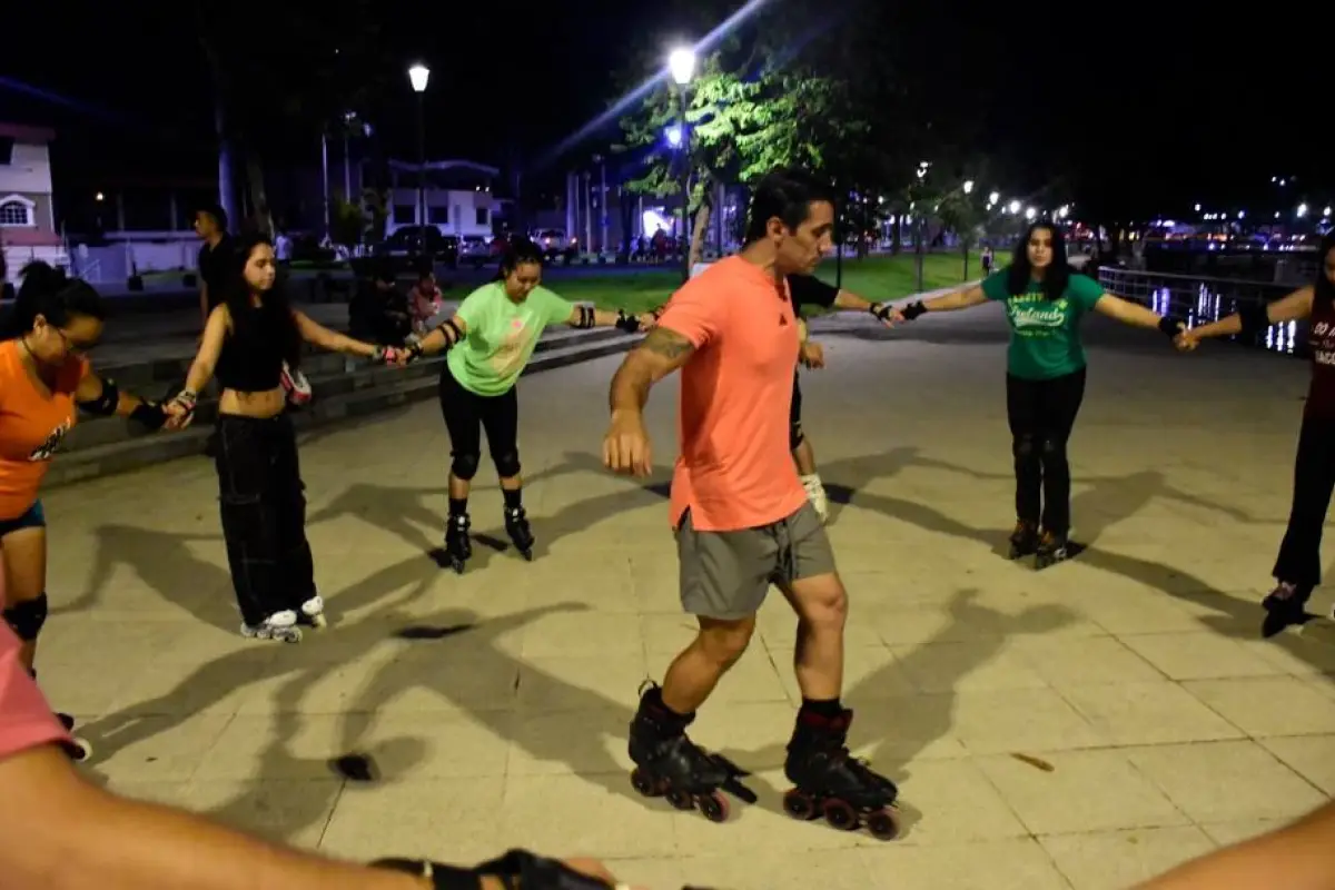 PATINAJE LA ROTONDA PORTOVIEJO