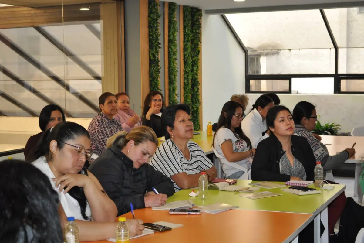Mujeres fortalecen su liderazgo financiero en los hogares ecuatorianos., Cortesía