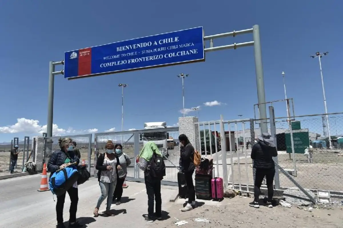Chile limita al norte con Perú, con Bolivia y al este con Argentina, sumando 7.801 km de fronteras terrestres., Foto: Agencias