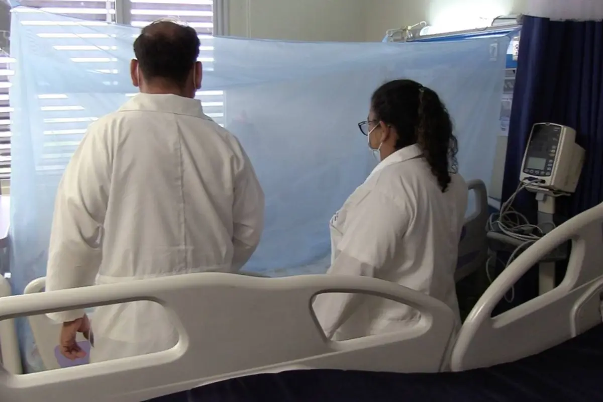 Salud reporta más de 400 casos de dengue en el distrito Manta