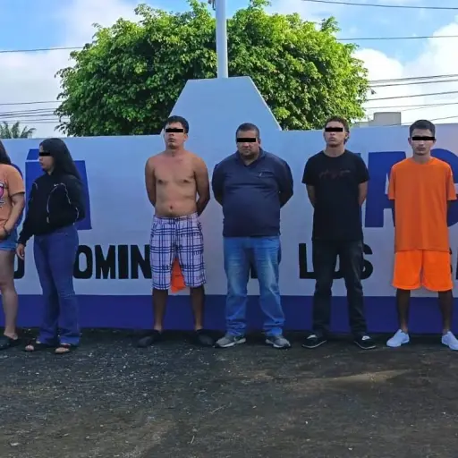 Un atentado con explosivos destapó dos casos de presunta extorsión en Santo Domingo