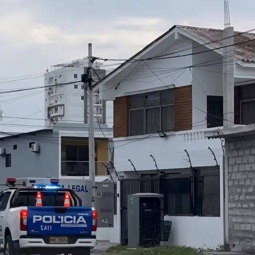 Santa Elena: Triple sicariato se registró al interior de una vivienda en Salinas, hay una persona herida