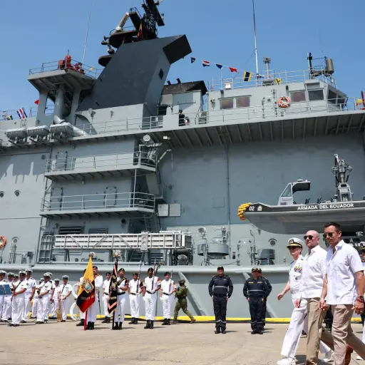 El BAE Jambelí llega a Ecuador para combatir el narcotráfico: el buque más grande de la Armada tiene base en Puerto Bolívar