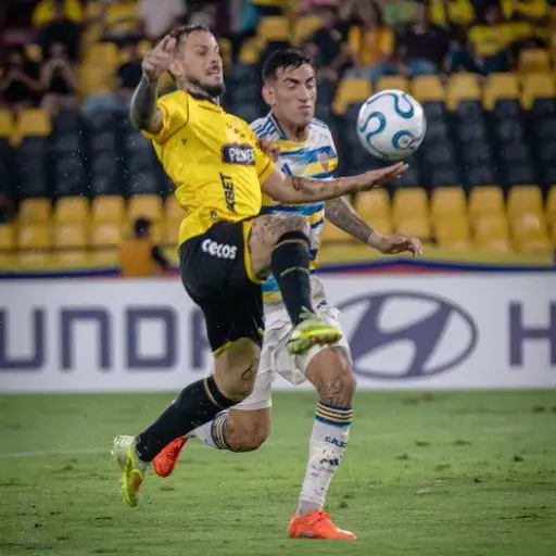Darío Benedetto se perderá el partido ante Independiente del Valle por molestias físicas  