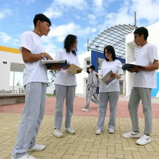 Regreso a clases 2026: El régimen Costa-Galápagos inicia año lectivo con nuevas normativas disciplinarias