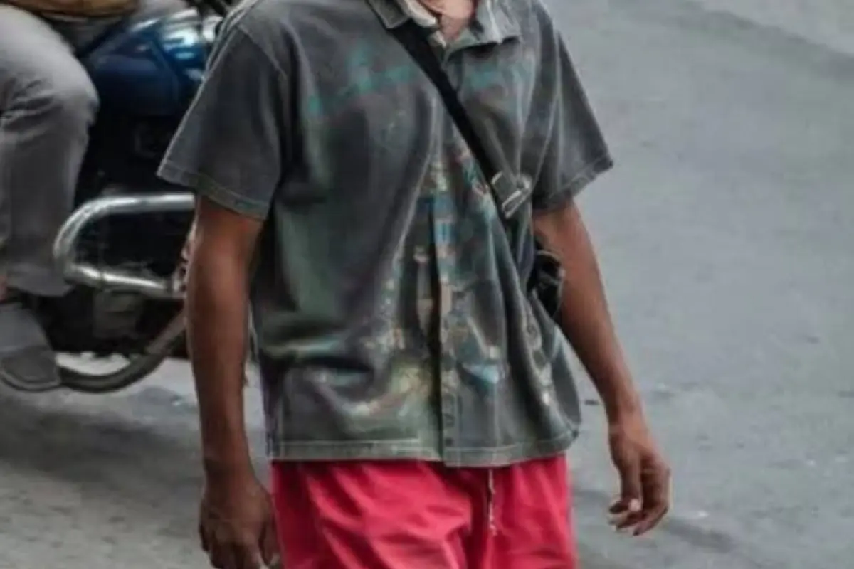 El atacante antes del asesinato., Cortesía