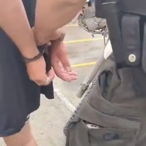 Policía detuvo a sospechoso por presunta violación de adolescente en Santo Domingo