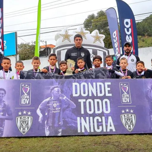 Academia Kléver Triviño gana torneo IDV 2026 Sub 9 y clasifica a fase nacional