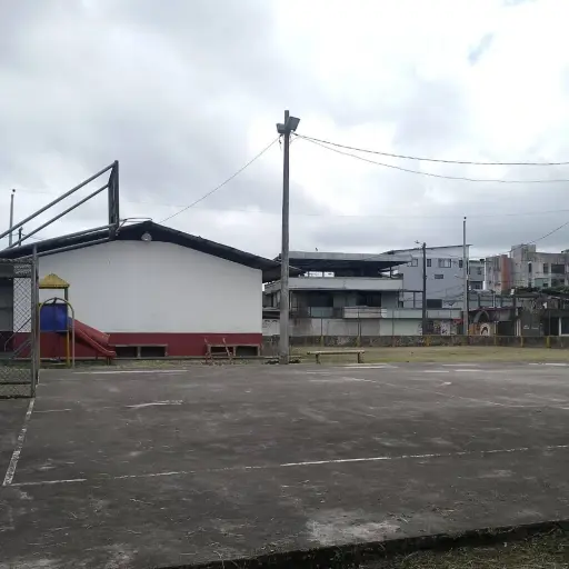 Urbanización 10 de Agosto mantienen control de su espacio comunal, en Santo Domingo