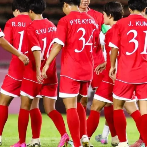 Un equipo femenino de fútbol de Corea del Norte viajará este mes a Corea del Sur para un partido oficial