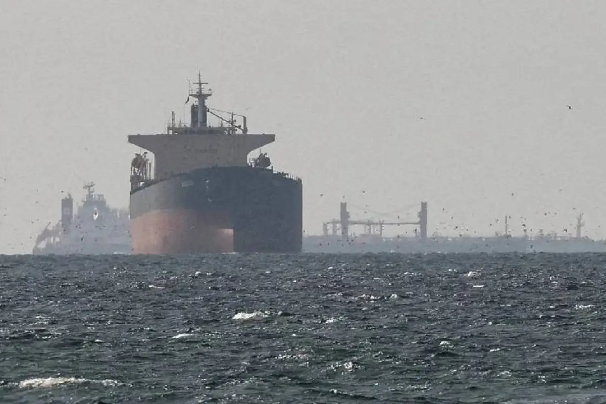 Varios buques de diferentes nacionalidades y tipos de cargas están atrapados hace semanas en el estrecho de Ormuz., Foto: Agencias