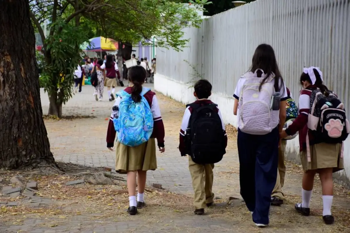Los estudiantes de la región Costa ingresaron a clases la semana anterior. , El Diario. (Foto ilustración)
