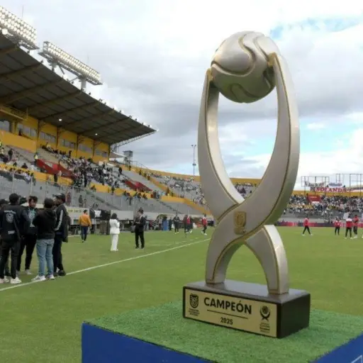 Independiente del Valle y Universidad Católica disputarán la Supercopa Ecuador 2026 ¿Cuándo será el partido?