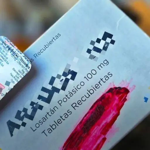 Operativo en Guayaquil detecta venta ilegal de medicamentos en carpas junto a hospital del Guasmo