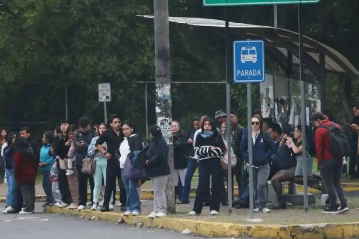 Quito restablece servicio de buses tras acuerdo entre transportistas y Municipio