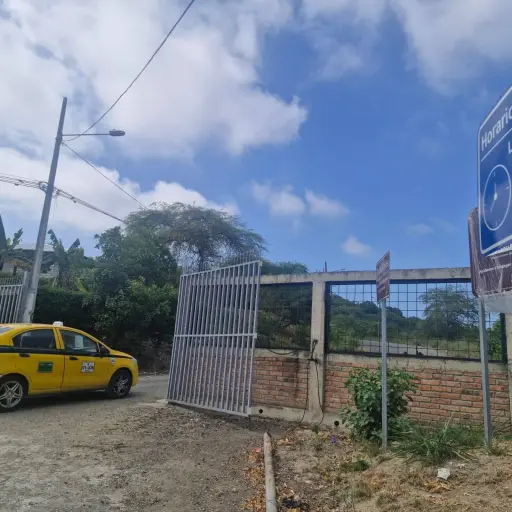 Pile: la comunidad que cierra un portón por las noches contra la inseguridad