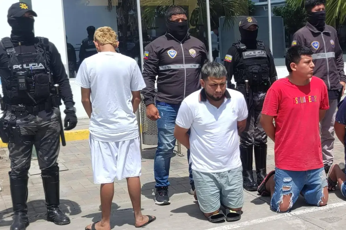 Operativo policial desarticula presunta célula criminal en Manta, La Marea